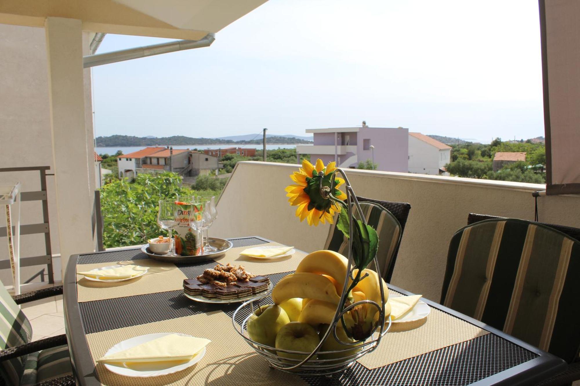 Adria Sun Apartments Водице Номер фото