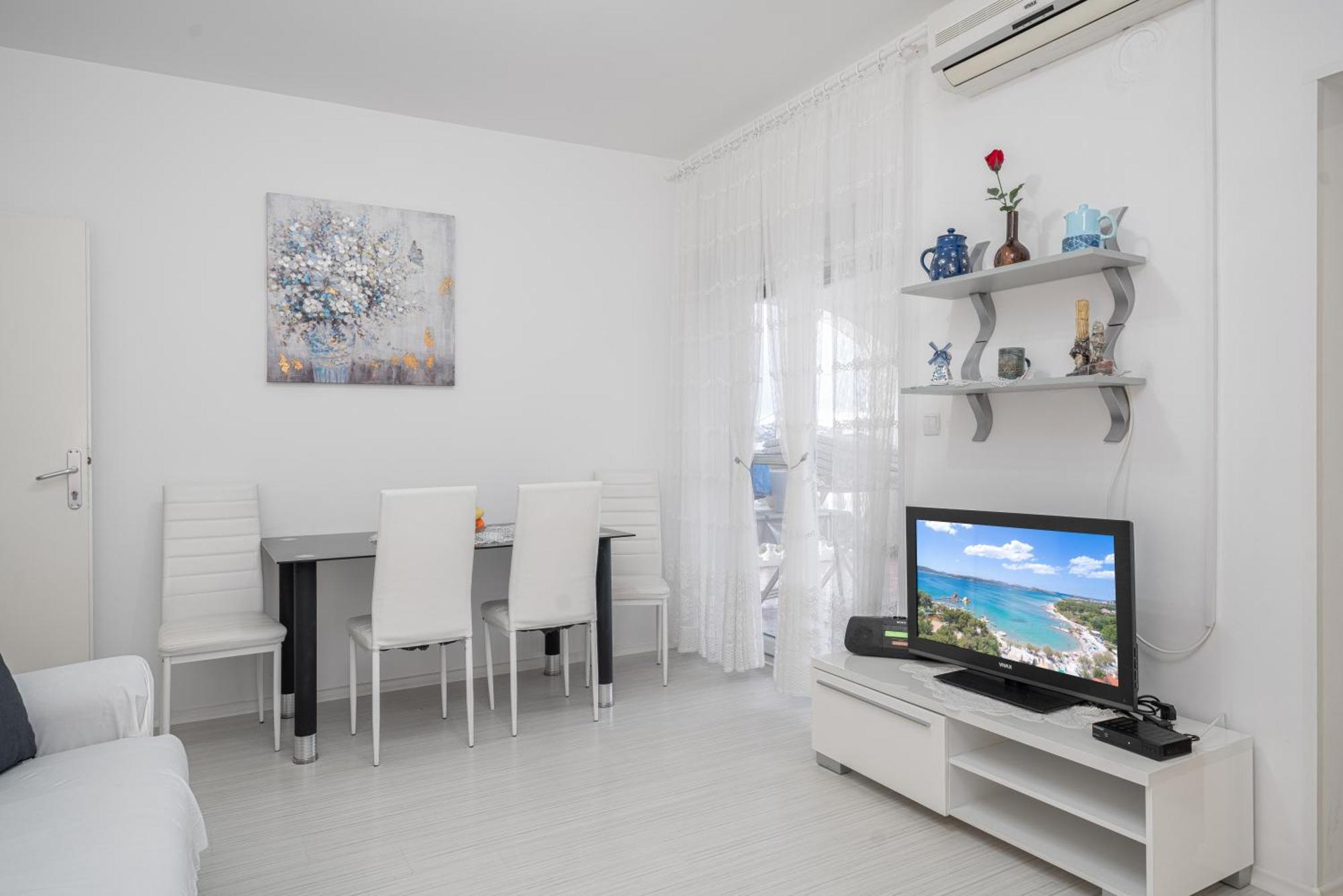 Adria Sun Apartments Водице Номер фото