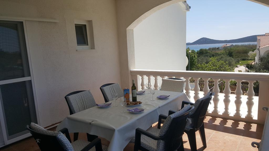 Adria Sun Apartments Водице Екстер'єр фото