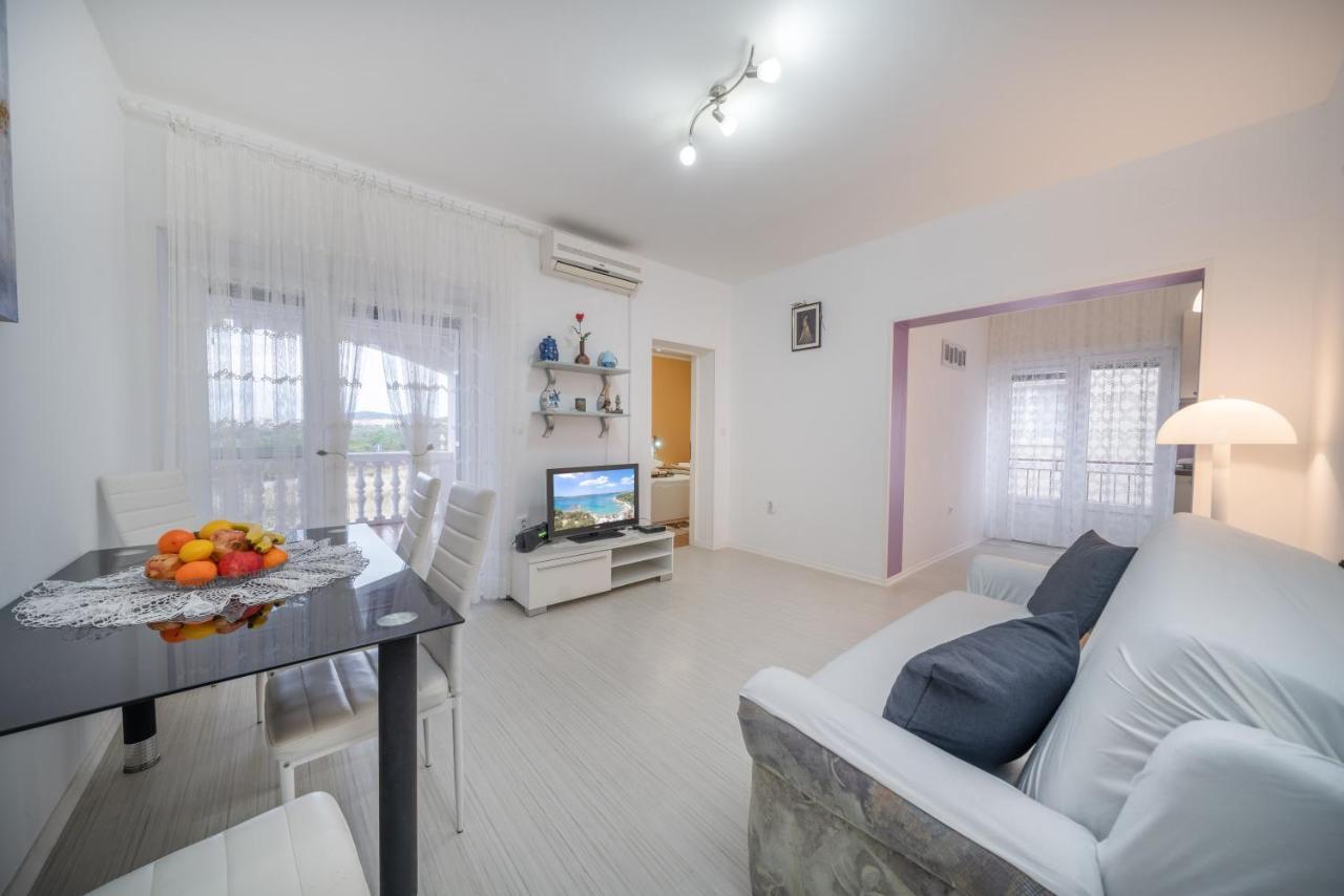Adria Sun Apartments Водице Екстер'єр фото