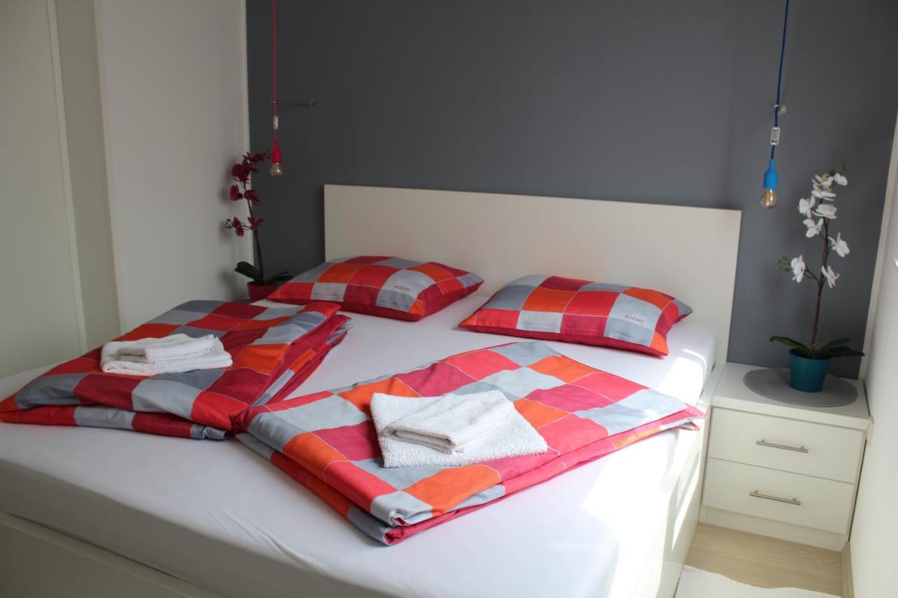 Adria Sun Apartments Водице Екстер'єр фото